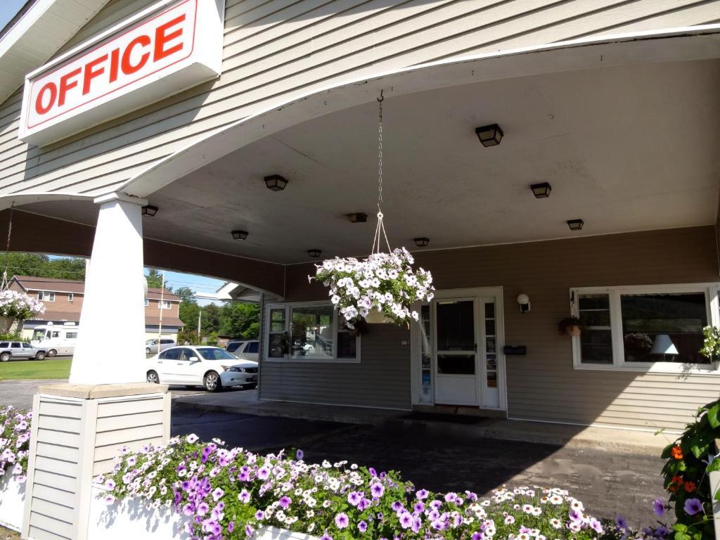 Gorham Motor Inn Exterior foto